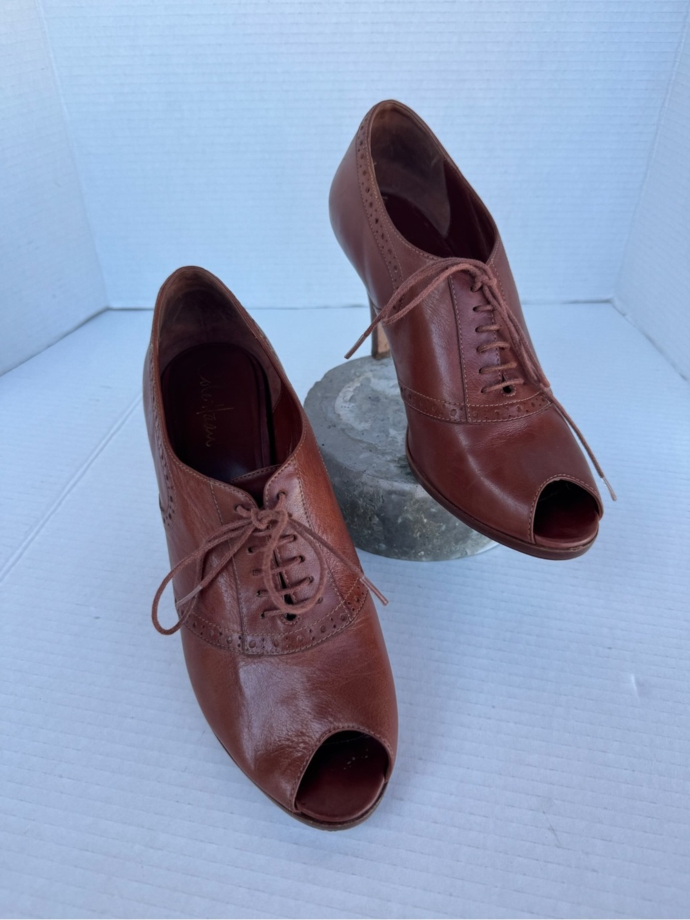 Cole Haan Nike Air Cognac Leather Peep-Toe Oxford Heels — Size 10B